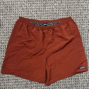 Patagonia mens baggies size XL